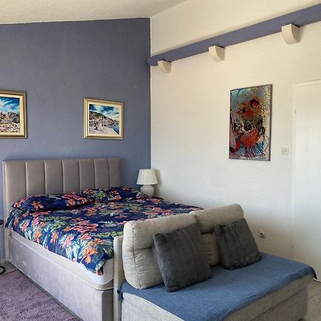 Guest House Meri بول المظهر الخارجي الصورة