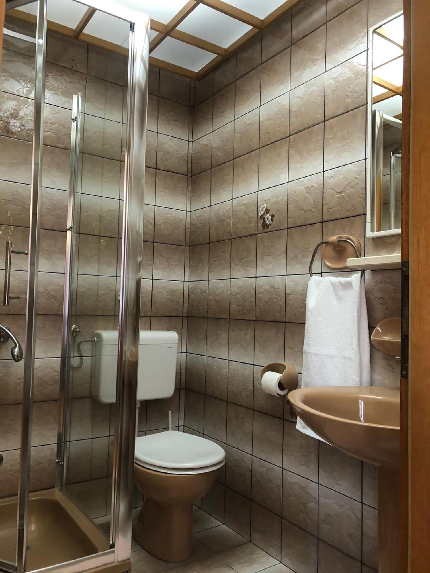 Guest House Meri بول المظهر الخارجي الصورة